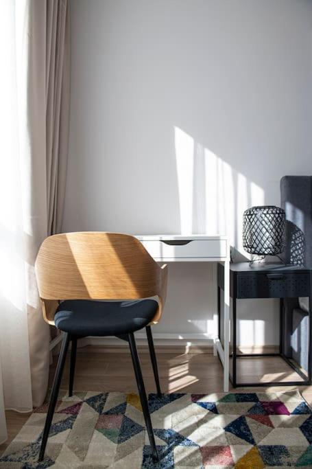 Madrid: A Modern 2-Bedroom Apartment With Parking София Екстериор снимка