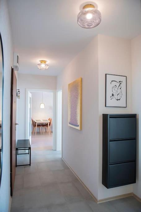 Madrid: A Modern 2-Bedroom Apartment With Parking София Екстериор снимка