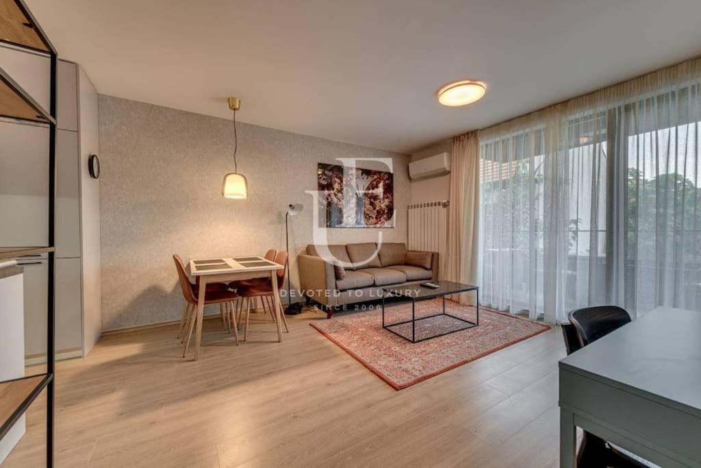 Madrid: A Modern 2-Bedroom Apartment With Parking София Екстериор снимка